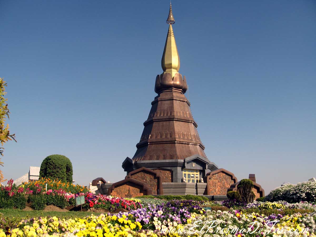 La Pagoda con sus jardines