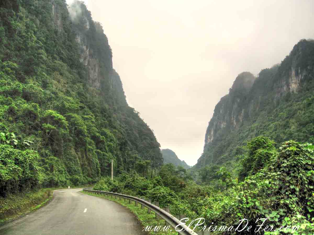Ya subiendo mucha mas nubes, frio y neblina