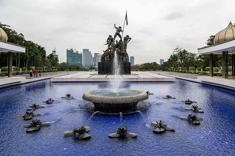 Monumento Nacional -  Photo by CEphoto, Uwe Aranas