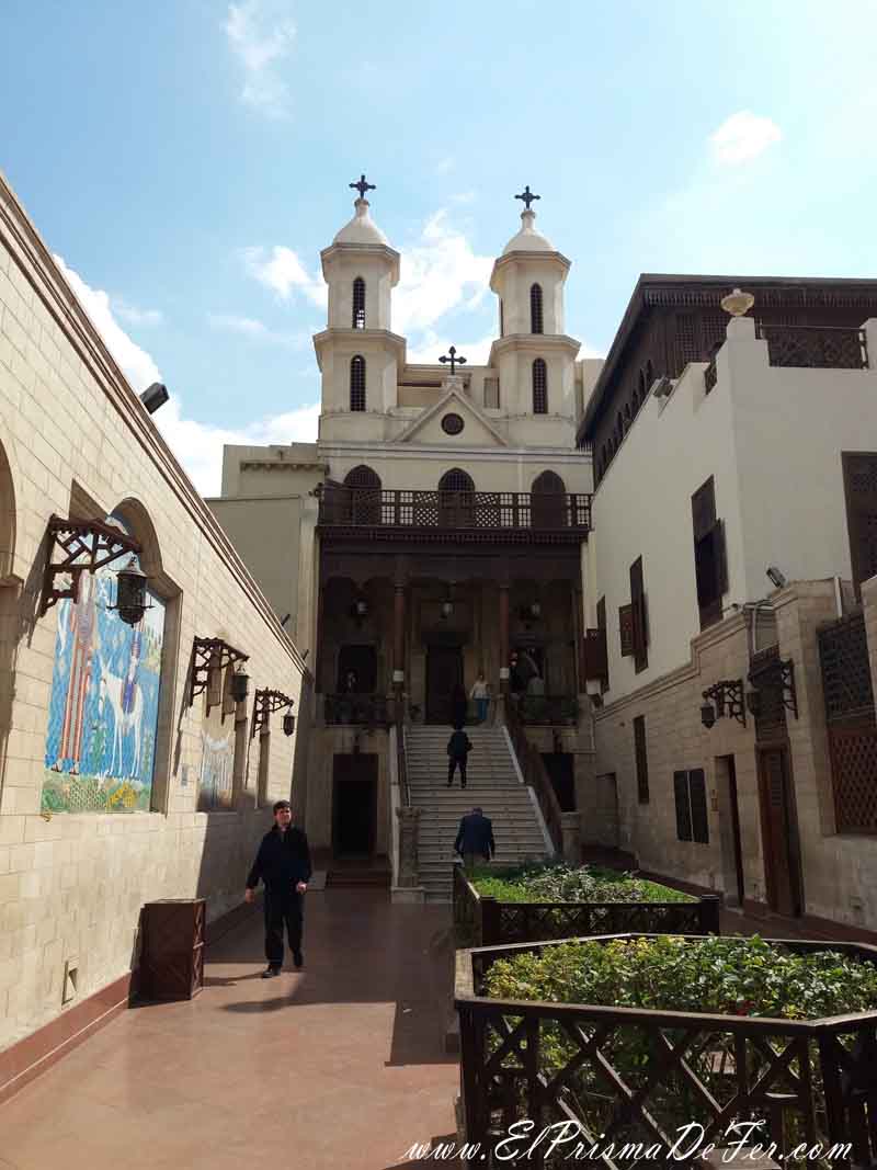 Iglesia colgante del Barrio Copto de El Cairo