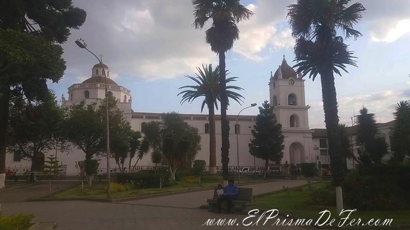 Plaza central de Latacunga