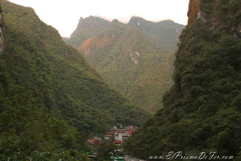 Llegando a Aguas Calientes