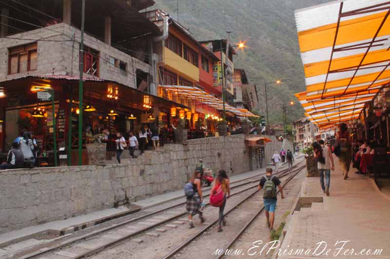 Entrando en Aguas Calientes
