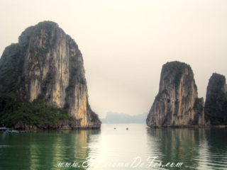 Bahía de Ha-Long - Vietnam Bahía de Ha-Long - Vietnam