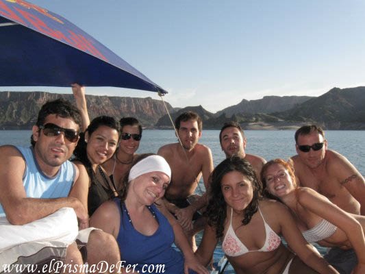 Grupo que conocí en el hostel, durante mi visita a San Rafael