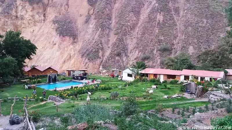 Oasis de Sangalle en el interior del Cañón del Colca