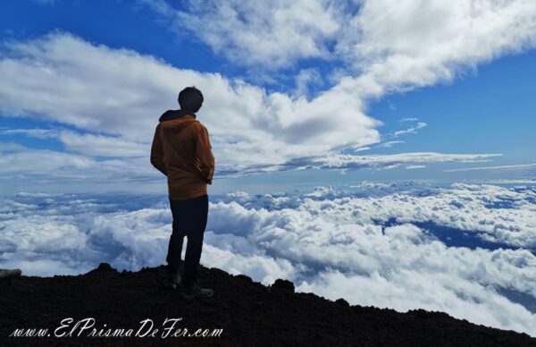 Vistas desde la cima del Monte Fuji