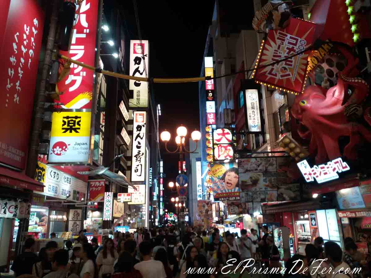 Calles del Barrio Dotonbori en Osaka