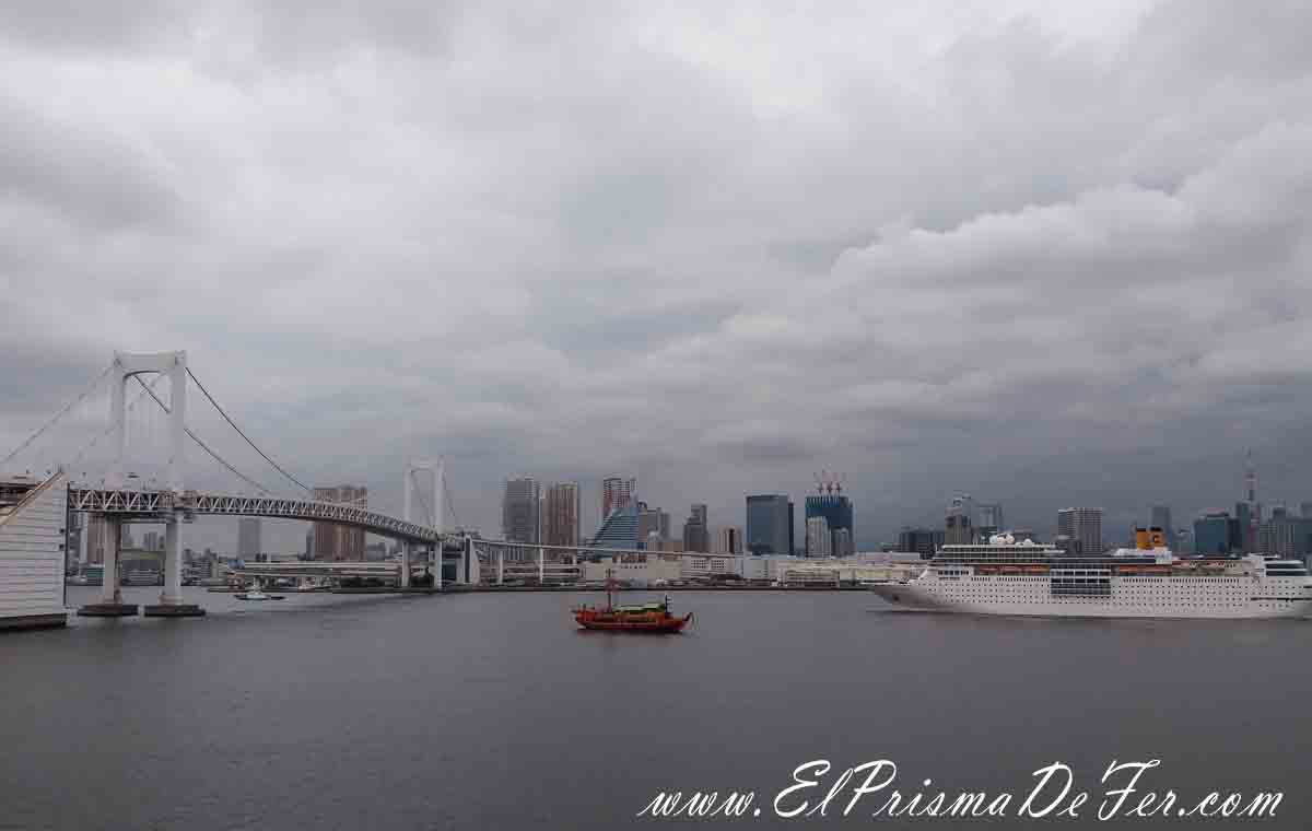 Puente Arcoiris en Odaiba, Tokyo
