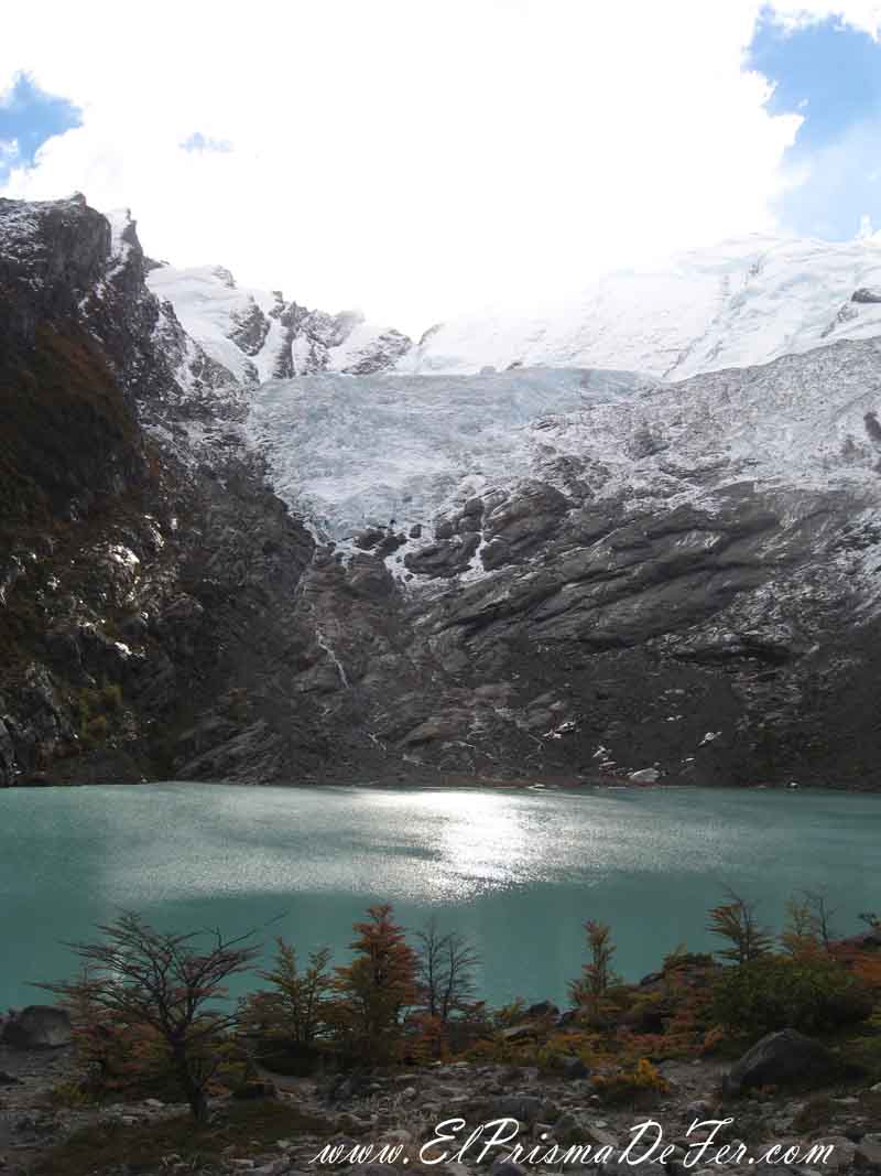 Glaciar y Laguna Huemul en el Chaltén