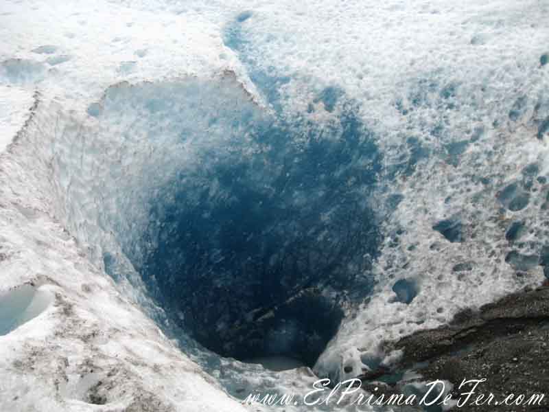Agujeros sobre el Glaciar