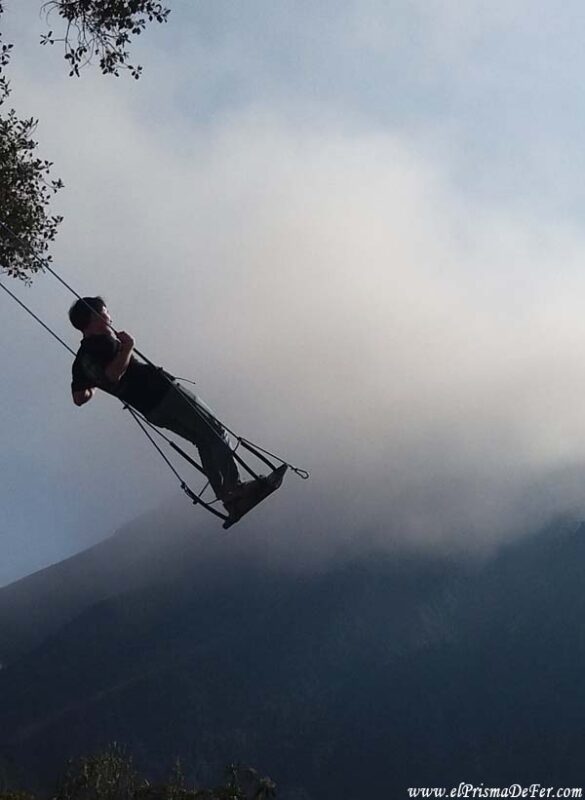 Columpio del fin del mundo en Baños