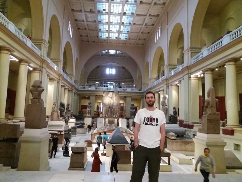 En el hall principal del Museo de El Cairo