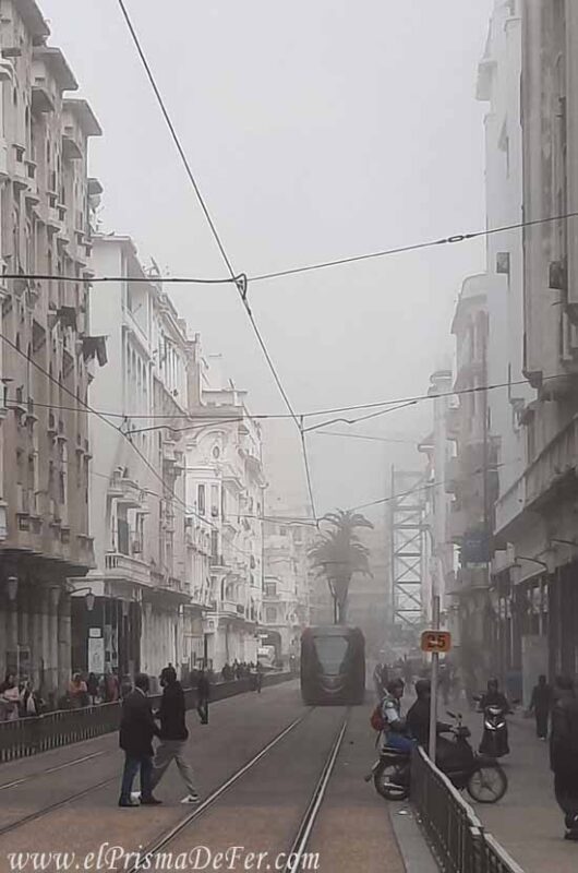 Calles con neblina en Casablanca