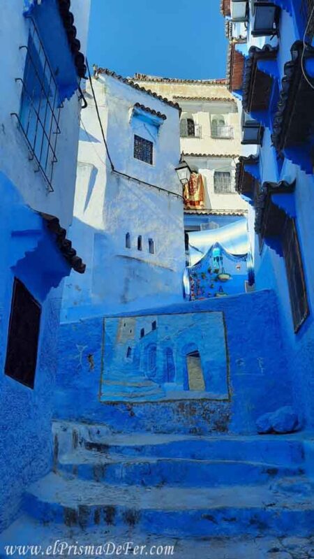 Alguno de tantos pasillos azules de la Medina de Chefchaouen