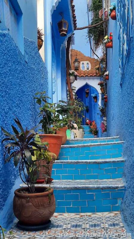Escaleras y pasillos azules de Chefchaouen