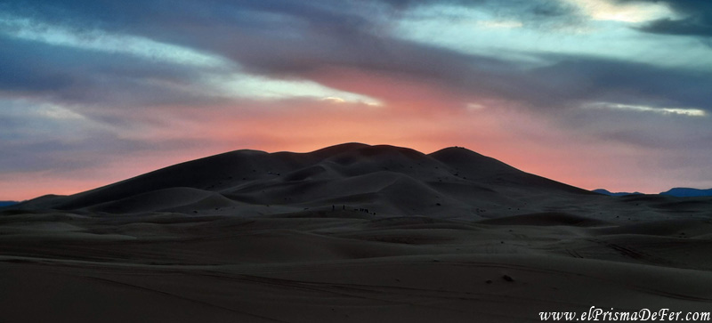 Anocheciendo en Erg Chebbi, Merzouga