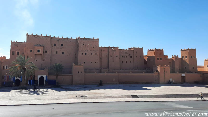 Vista del Kasbah desde la puerta del Museo del Cine