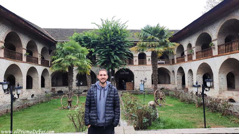 Un Caravansarai transformado en Hotel en Saki, Azerbaiyán