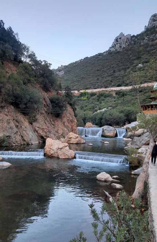 Salida del complejo de la cascada Akchour
