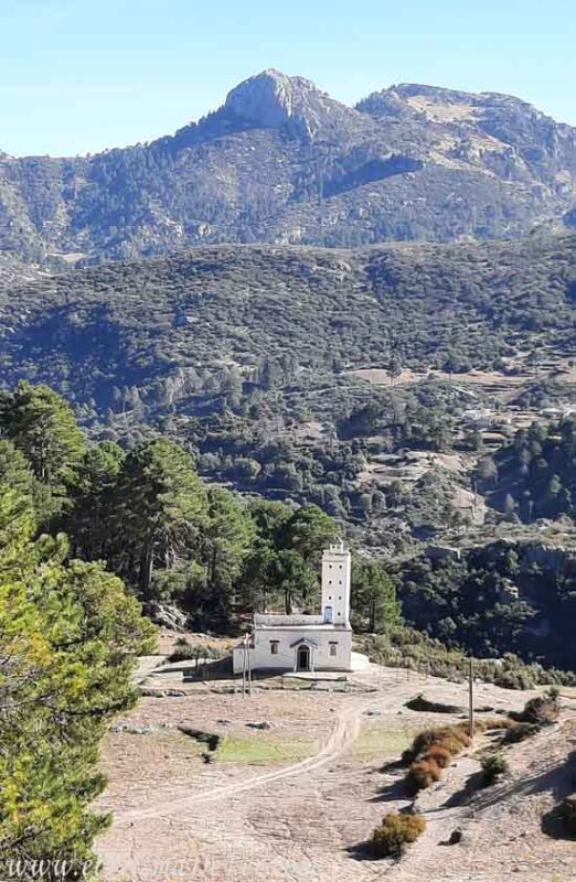 Mezquita en el Pueblo de Azilane