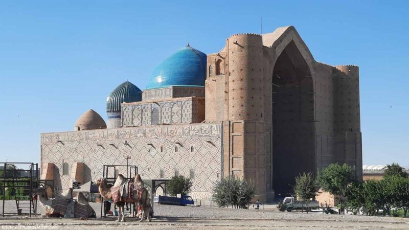 Turkestán en Kazajistán: cómo llegar y qué hacer en la ciudad histórica