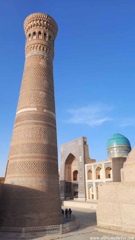 Minarete Kalyan, emblema de Bujará en Uzbekistán