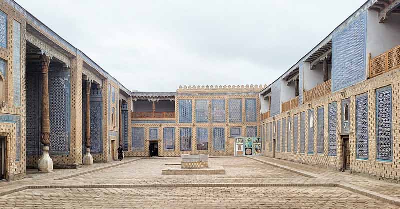Palacio Tash Khauli. Foto por Bgag