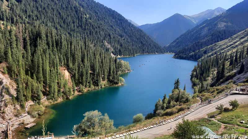 Tour de visita al Lago Kolsai