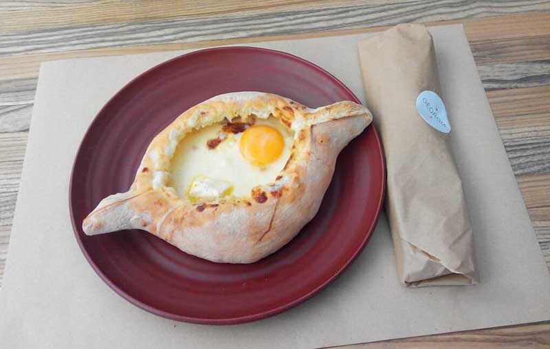 Khachapuri