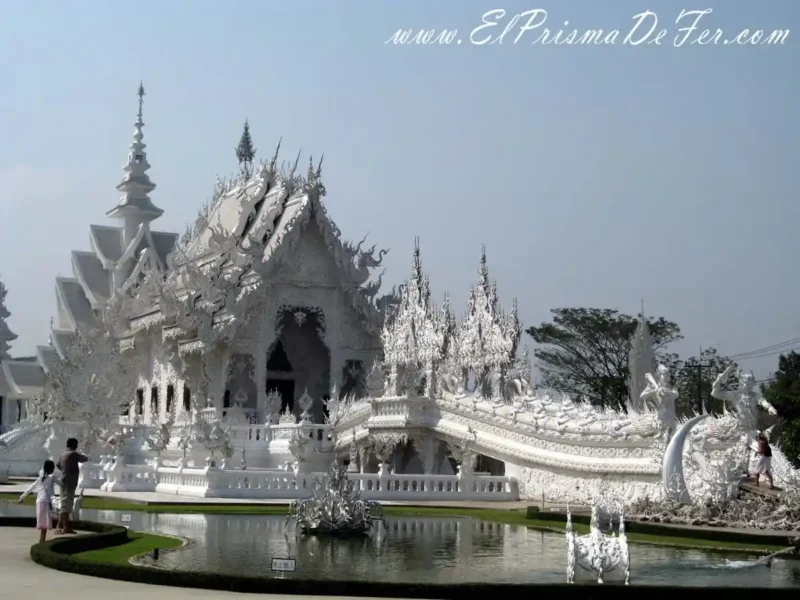 Templo Blanco Wat Rong khun en Tailandia