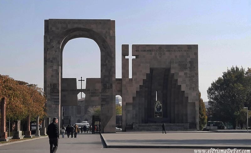 Alrededores de La Catedral de Echmiadzin