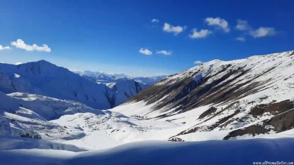 Vista desde el paso de Chaukhi - Juta Valley