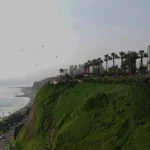Acantilados en el barrio de Miraflores de Lima - Perú