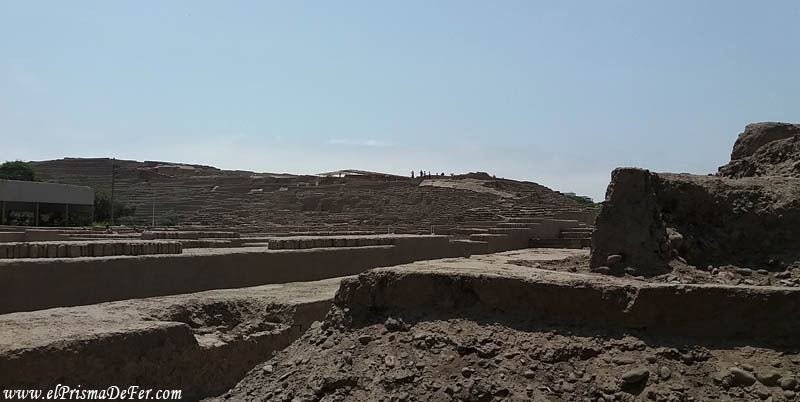 Complejo Arqueológico Mateo Salado - Lima