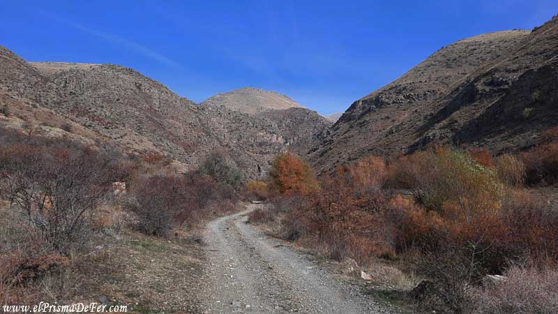 Trekking a la iglesia de Spitakavor - Yeghegnadzor
