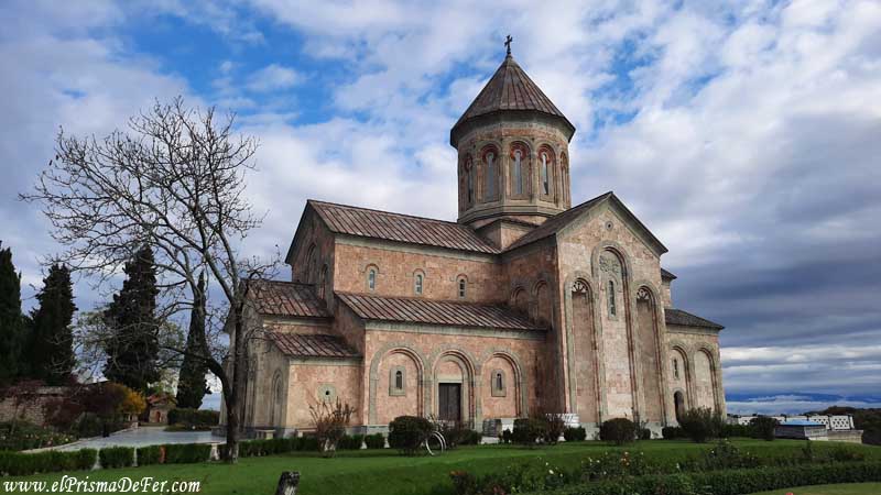 El Monasterio de Bodbe en Sighnaghi - Georgia