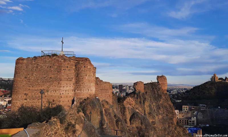 Fortaleza de Narikala