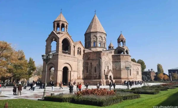 La Catedral de Echmiadzin - Armenia