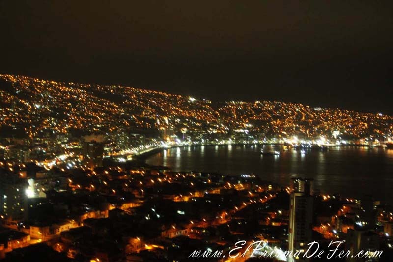 Valparaíso de noche
