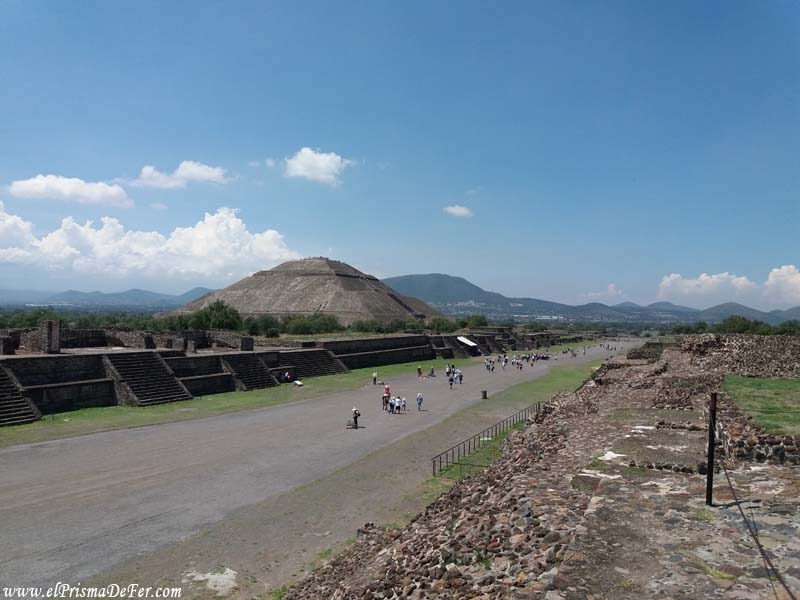 Calles dentro del predio de Teotihuacan