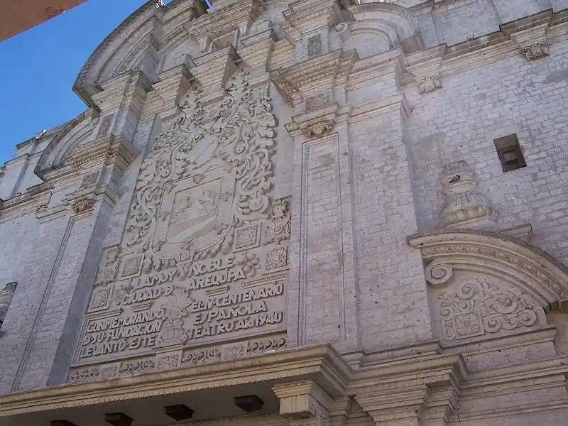 Iglesia tallada en sillar en Arequipa