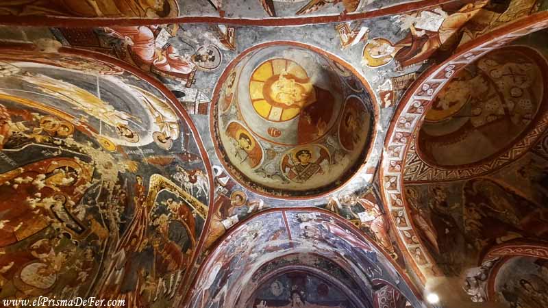 Frescos cristianos en las iglesias del Museo al Aire Libre de Göreme - Capadocia