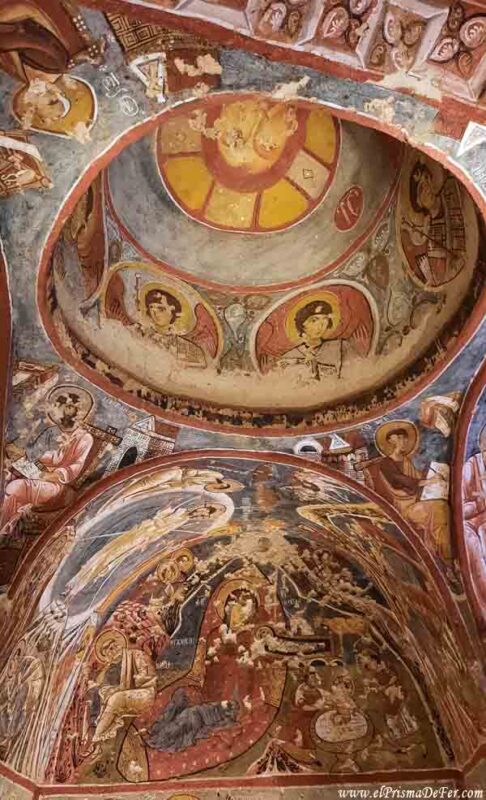 Fresco en muy buen estado, en una de las capillas del Museo al Aire Libre de Göreme