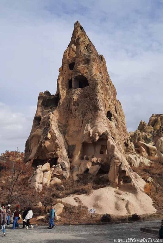 Una de las formaciones rocosas mas llamativas en el Museo al Aire Libre de Göreme