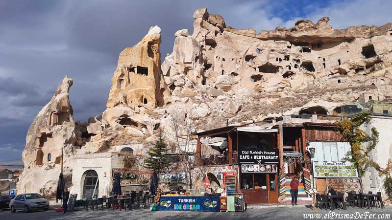 Castillo de Çavuşin - Capadocia