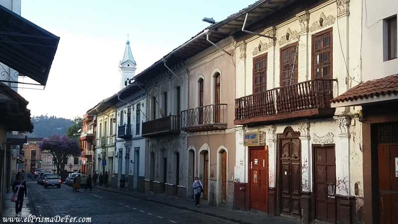 Arquitectura colonial de la ciudad de Cuenca - Ecuador