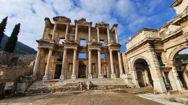 Biblioteca de Celso de Éfeso - Turquía