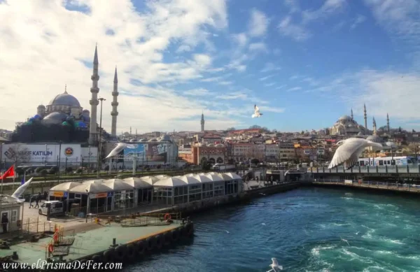 Vista de Estambul desde el Bosforo