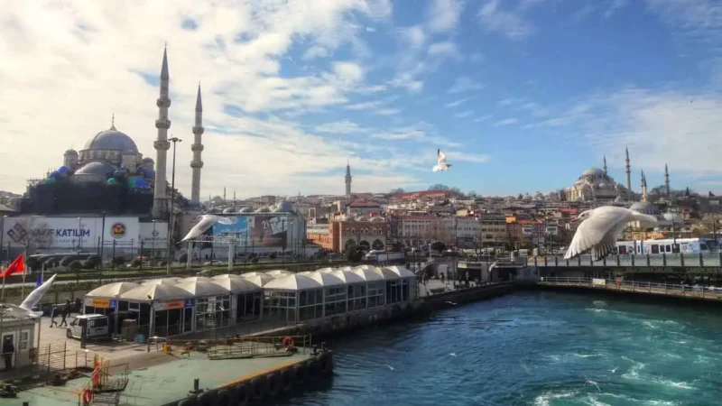 Qué hacer en Estambul, la ciudad histórica que une Oriente y Occidente